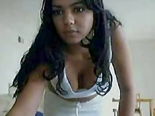 Indian teen so horny and masturbate infront of her cam